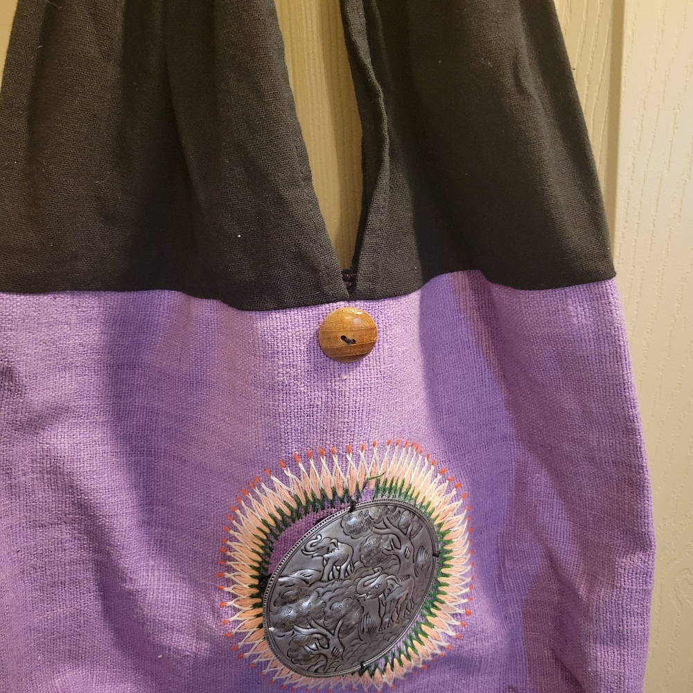 Silver Elephant Embroidered Bag - Picture 7 of 10